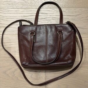 Fossil Vintage Lightly Pebbled Brown Leather Crossbody/Shoulder Bag 75082